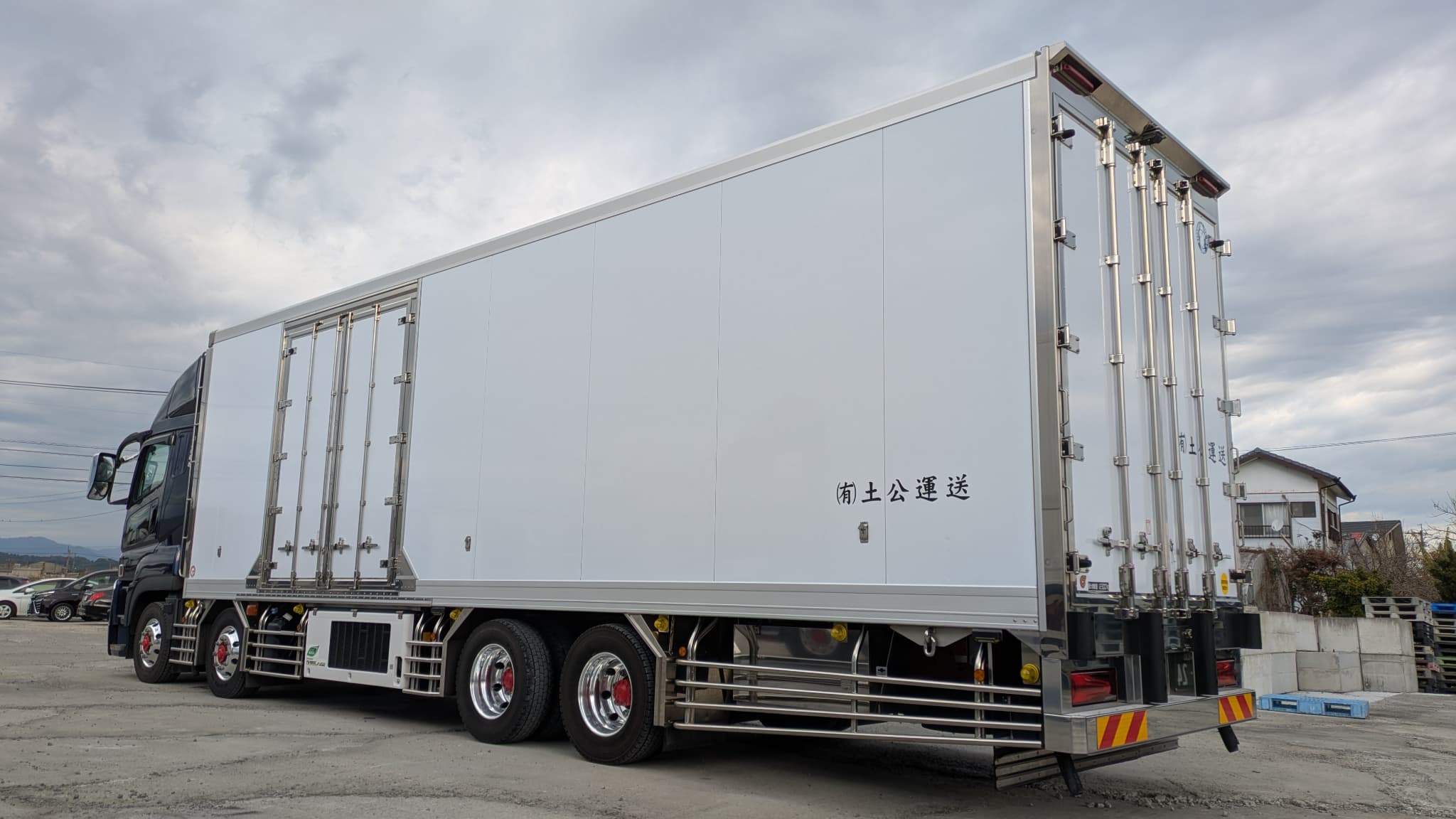 PXL_20251211_003721476.MP